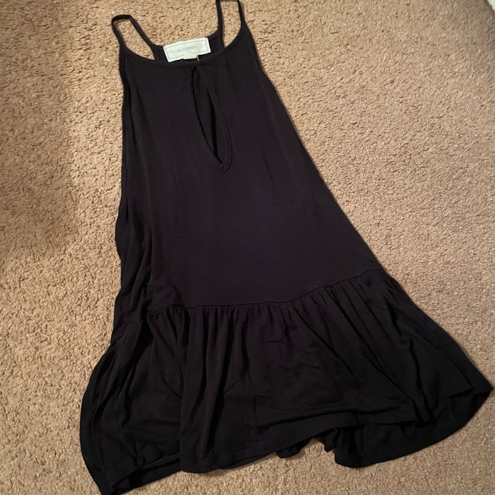Black Sleeveless Dress